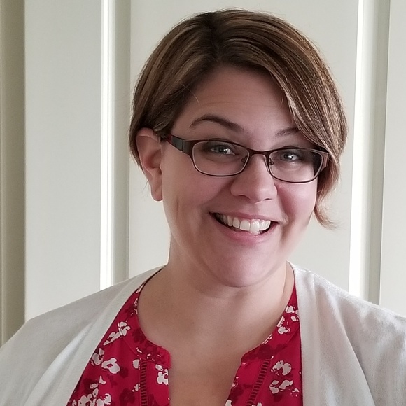 Meet your Posher, Shannon - Picture 1 of 2